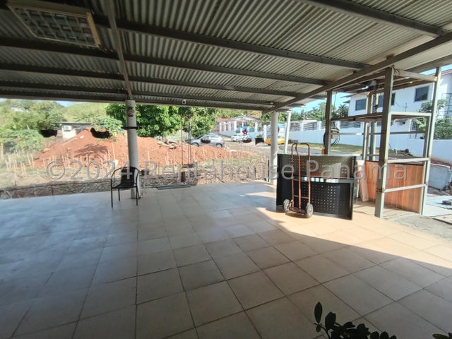 Cozy and Spacious Home for Rent in La Chorrera